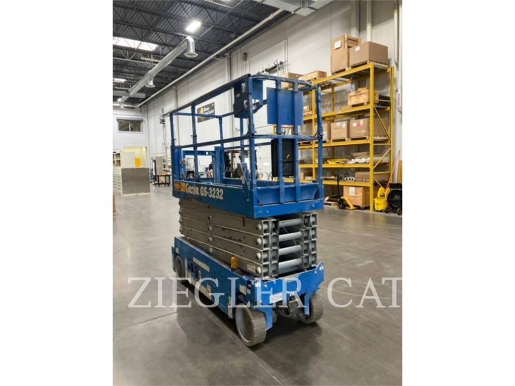 Genie GS3232 Ollós emelők