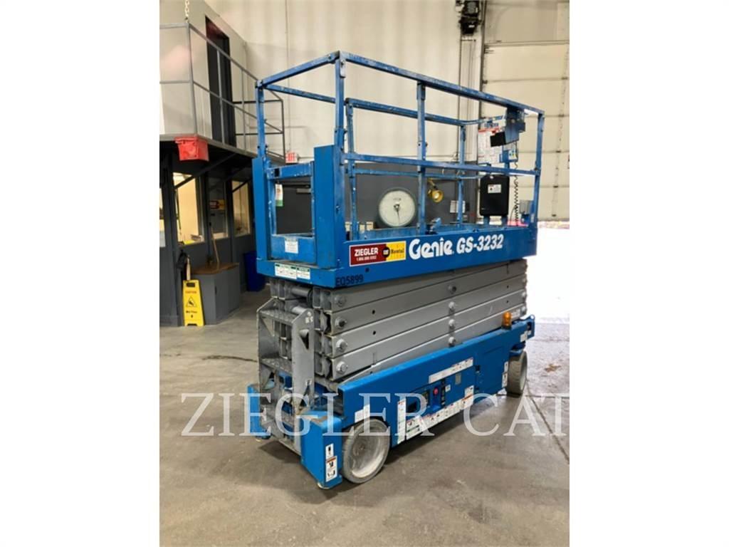 Genie GS3232 Ollós emelők