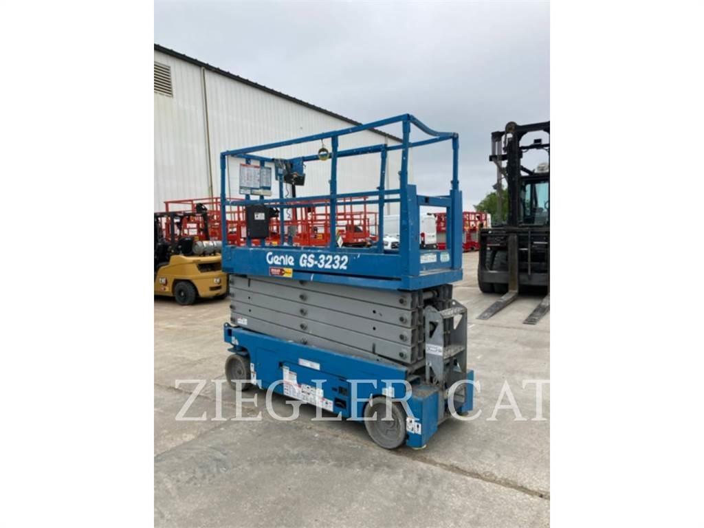 Genie GS3232 Ollós emelők