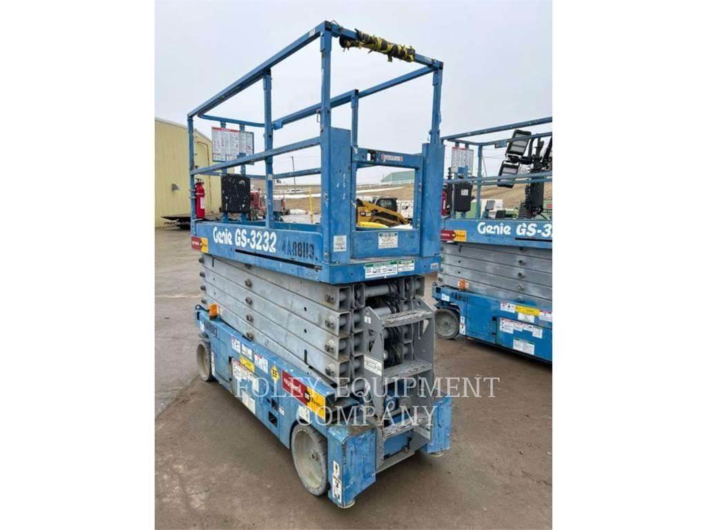 Genie GS3232EEO Ollós emelők