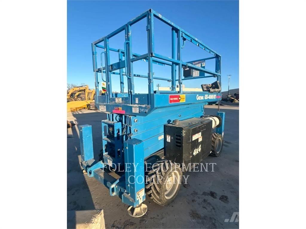 Genie GS4069RTGO Ollós emelők