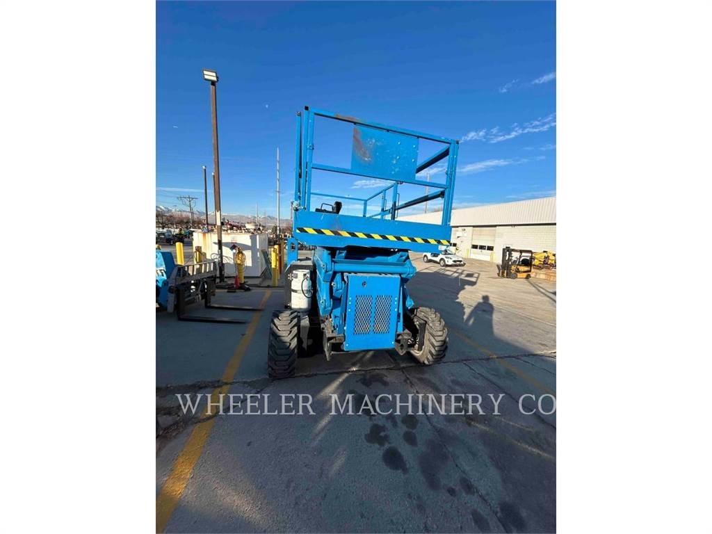Genie GS4390 RT Ollós emelők