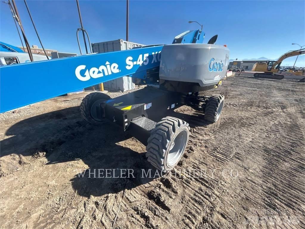 Genie S45XC Karos emelők