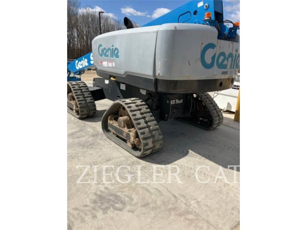 Genie S65TRAX Karos emelők