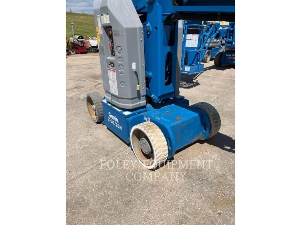 Genie Z30/20N Karos emelők