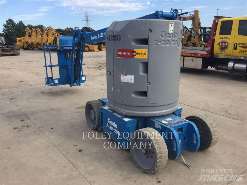 Genie Z30/20NR Karos emelők