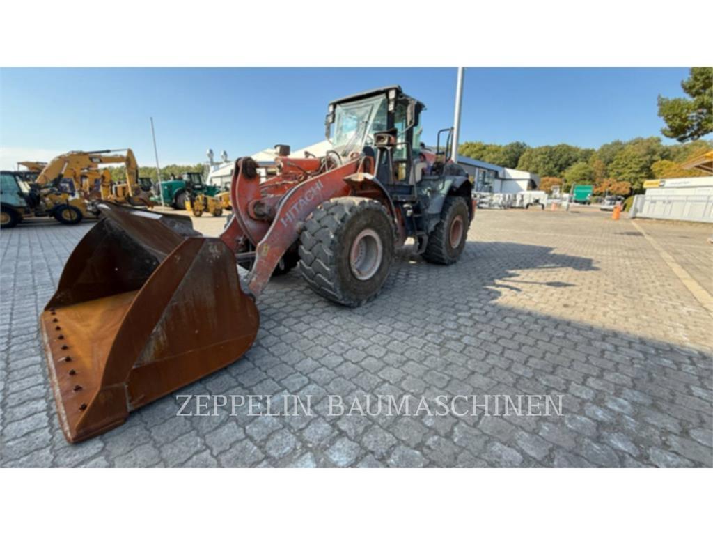 Hitachi ZW250-6 Gumikerekes homlokrakodók