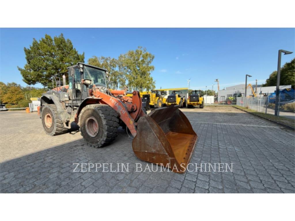 Hitachi ZW250-6 Gumikerekes homlokrakodók