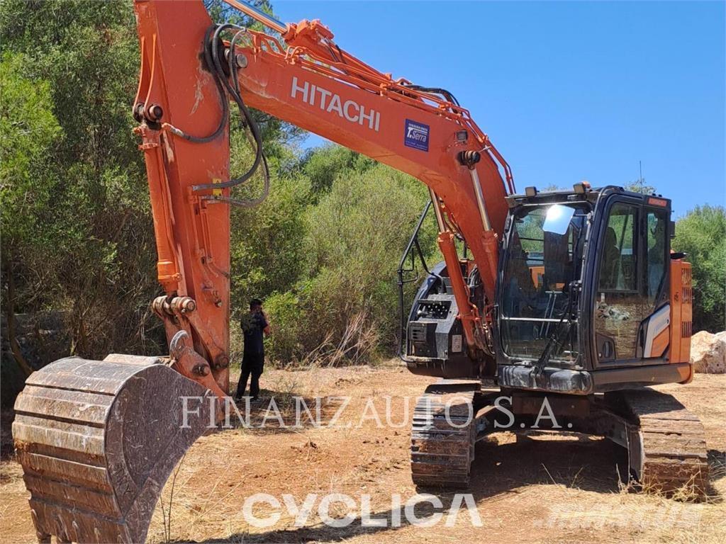 Hitachi ZX135 Lánctalpas kotrók