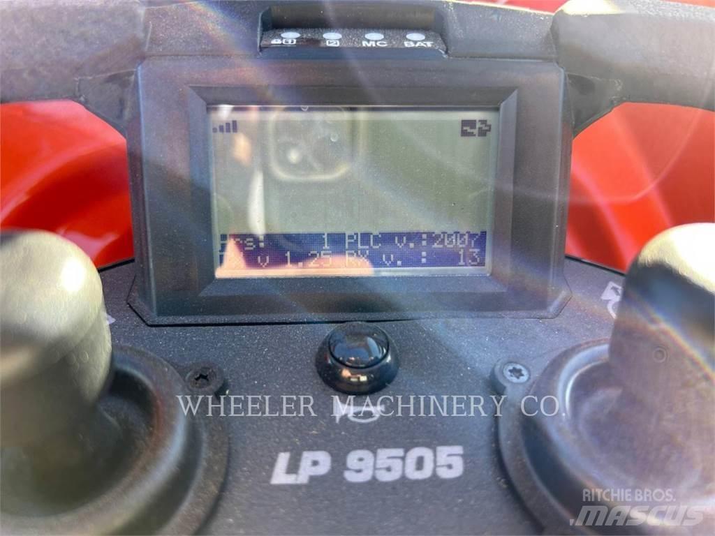 Husqvarna LP9505 Ikerdobos hengerek