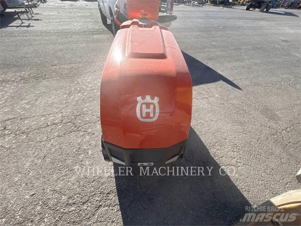 Husqvarna LP9505 Ikerdobos hengerek