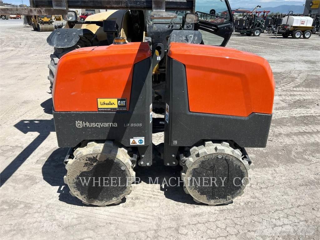 Husqvarna LP9505 Ikerdobos hengerek