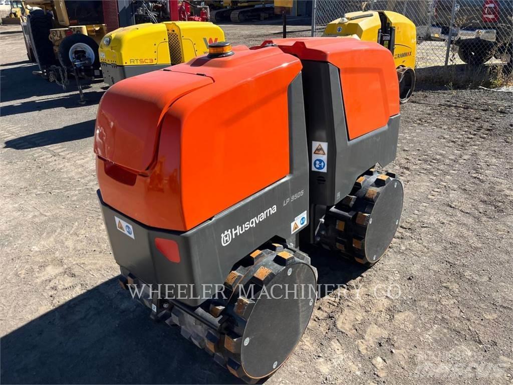 Husqvarna LP9505 Ikerdobos hengerek