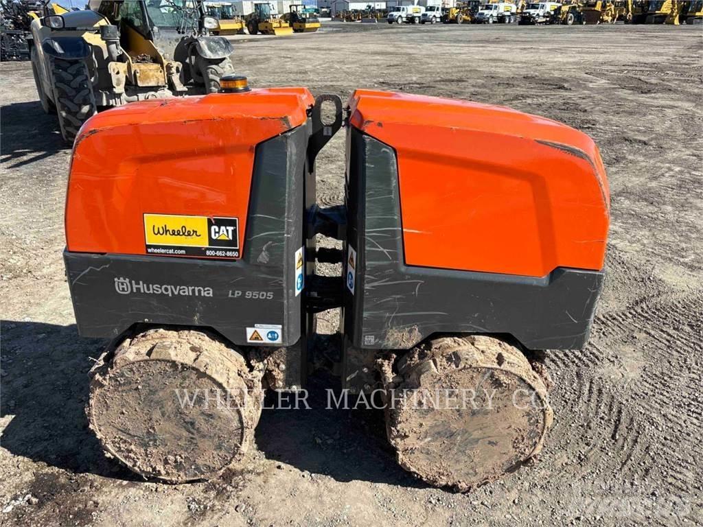 Husqvarna LP9505 Ikerdobos hengerek