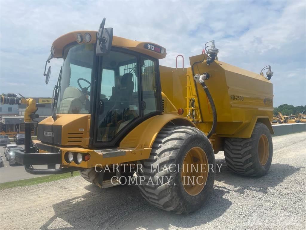 Hydrema HYD 912HM Tartályos teherautók