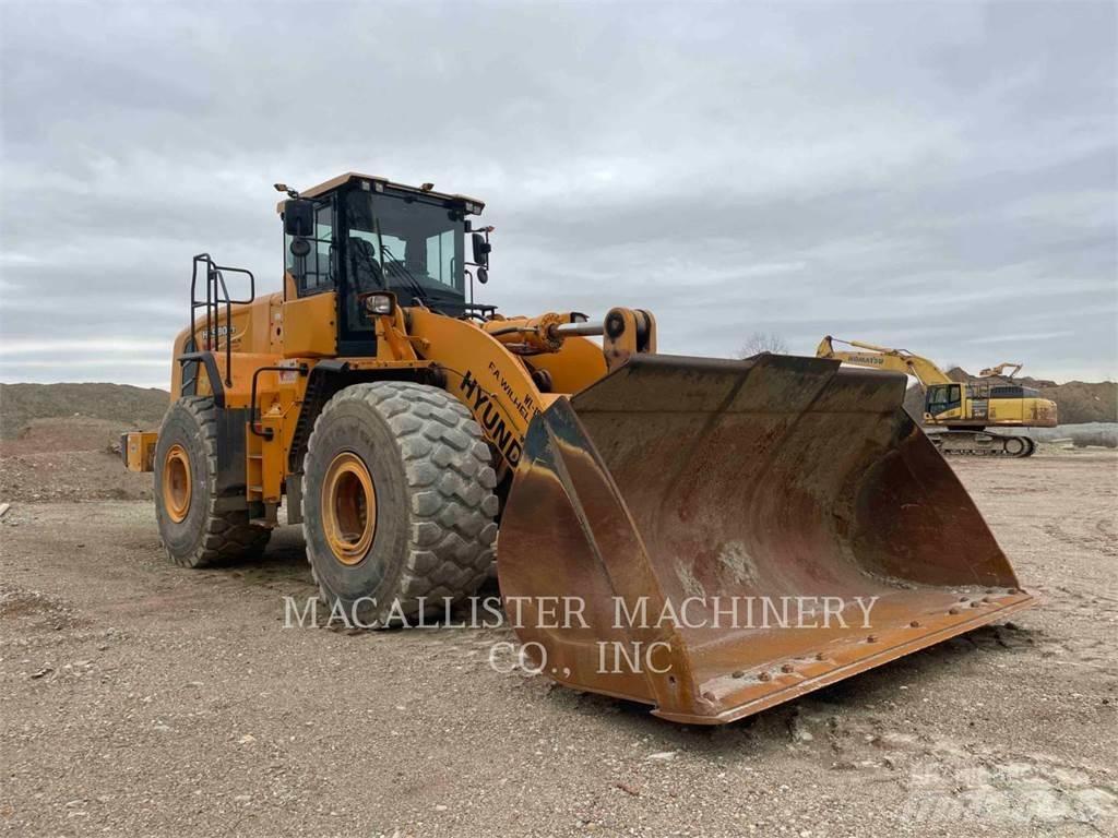 Hyundai HL980XT Gumikerekes homlokrakodók