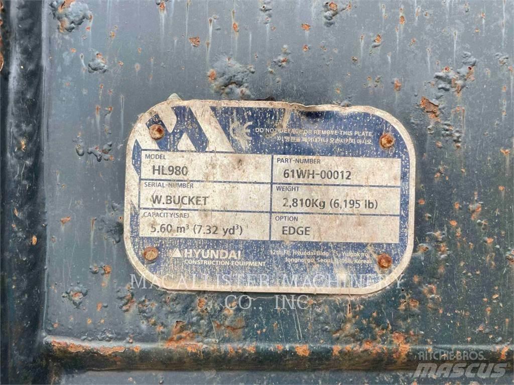 Hyundai HL980XT Gumikerekes homlokrakodók