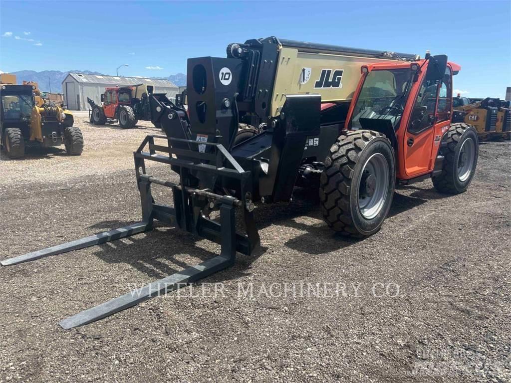 JLG 1055 Teleszkópos rakodók