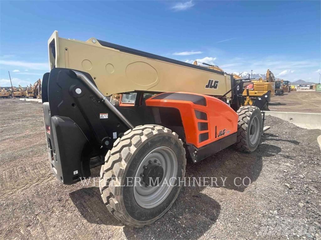 JLG 1055 Teleszkópos rakodók