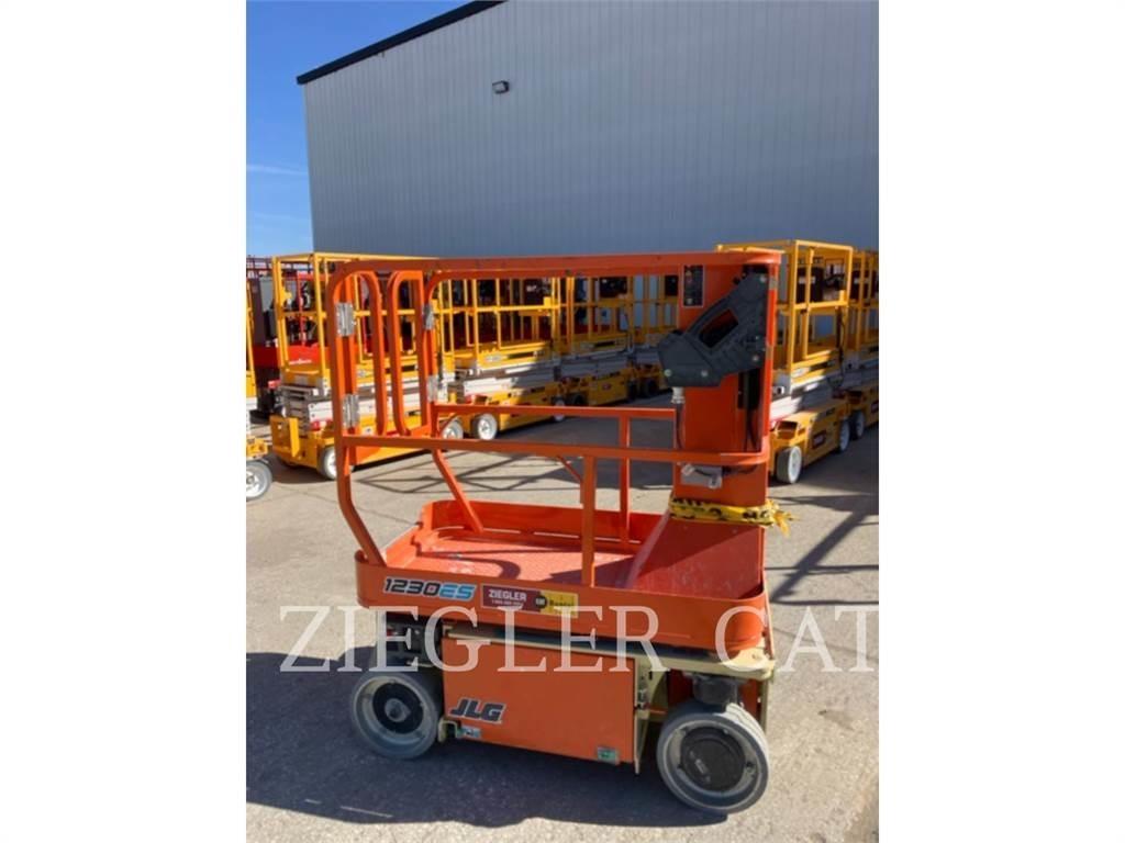 JLG 1230ES Ollós emelők