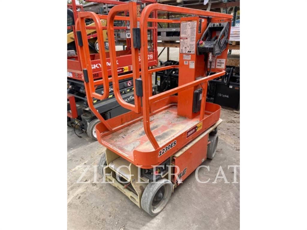 JLG 1230ES Ollós emelők
