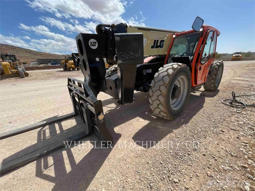 JLG 1255 Teleszkópos rakodók