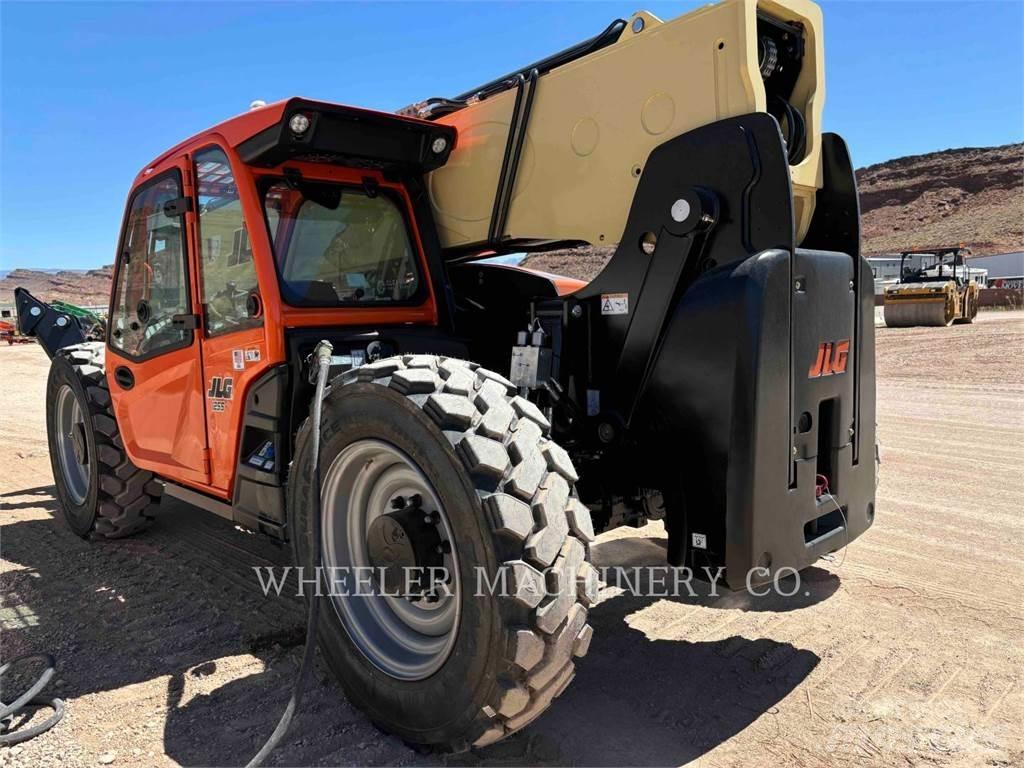 JLG 1255 Teleszkópos rakodók