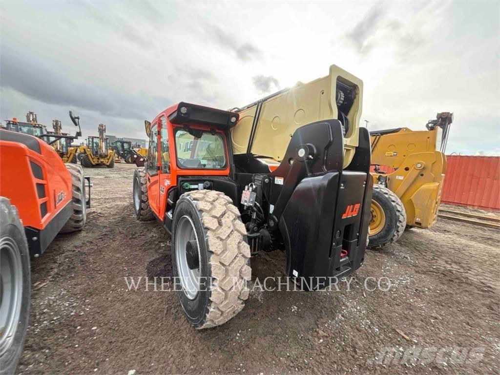 JLG 1255 Teleszkópos rakodók