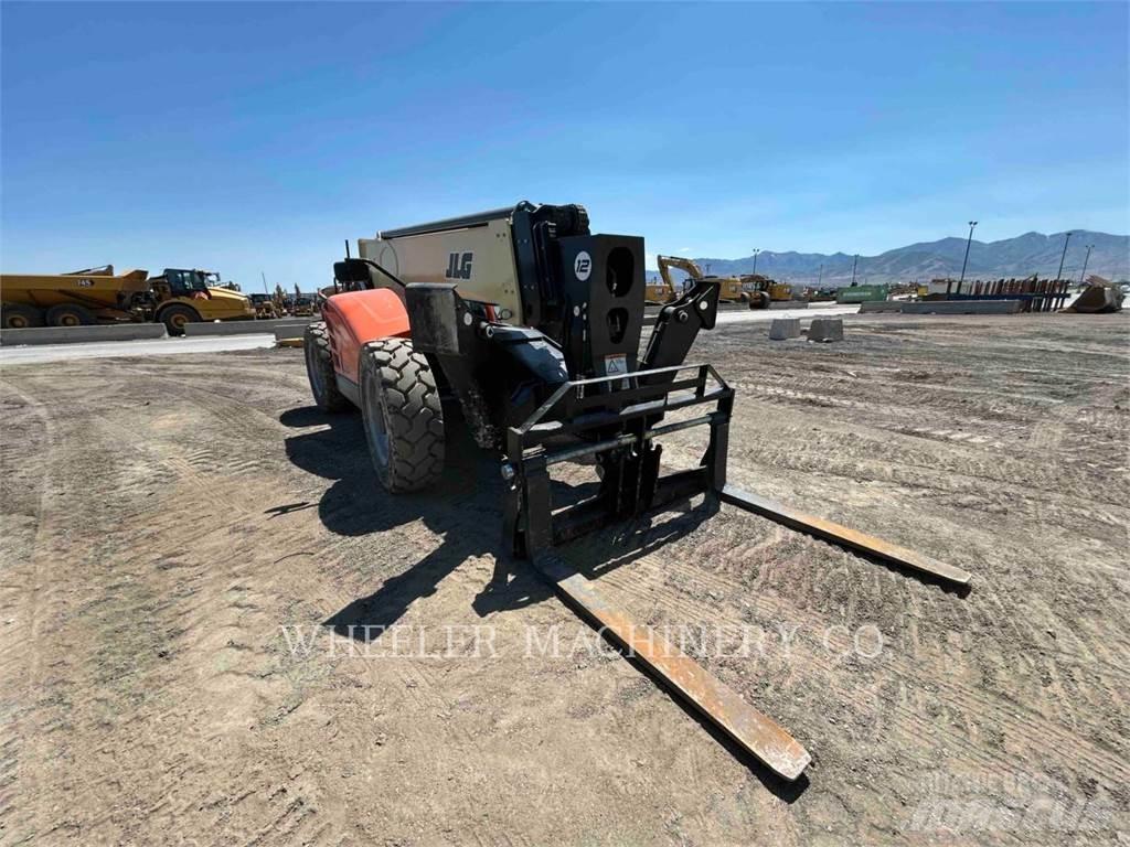 JLG 1255 Teleszkópos rakodók