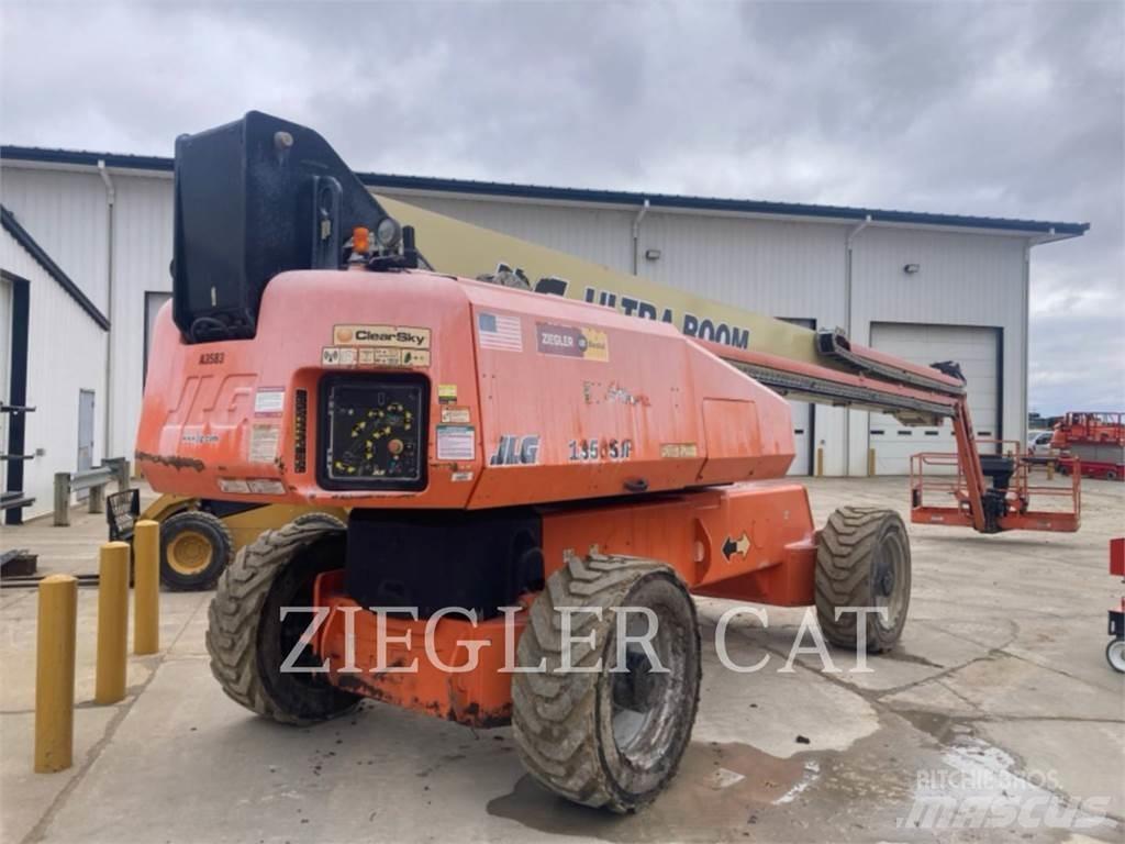 JLG 1350SJP Karos emelők
