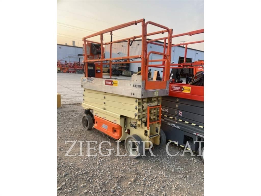 JLG 2630ES Ollós emelők