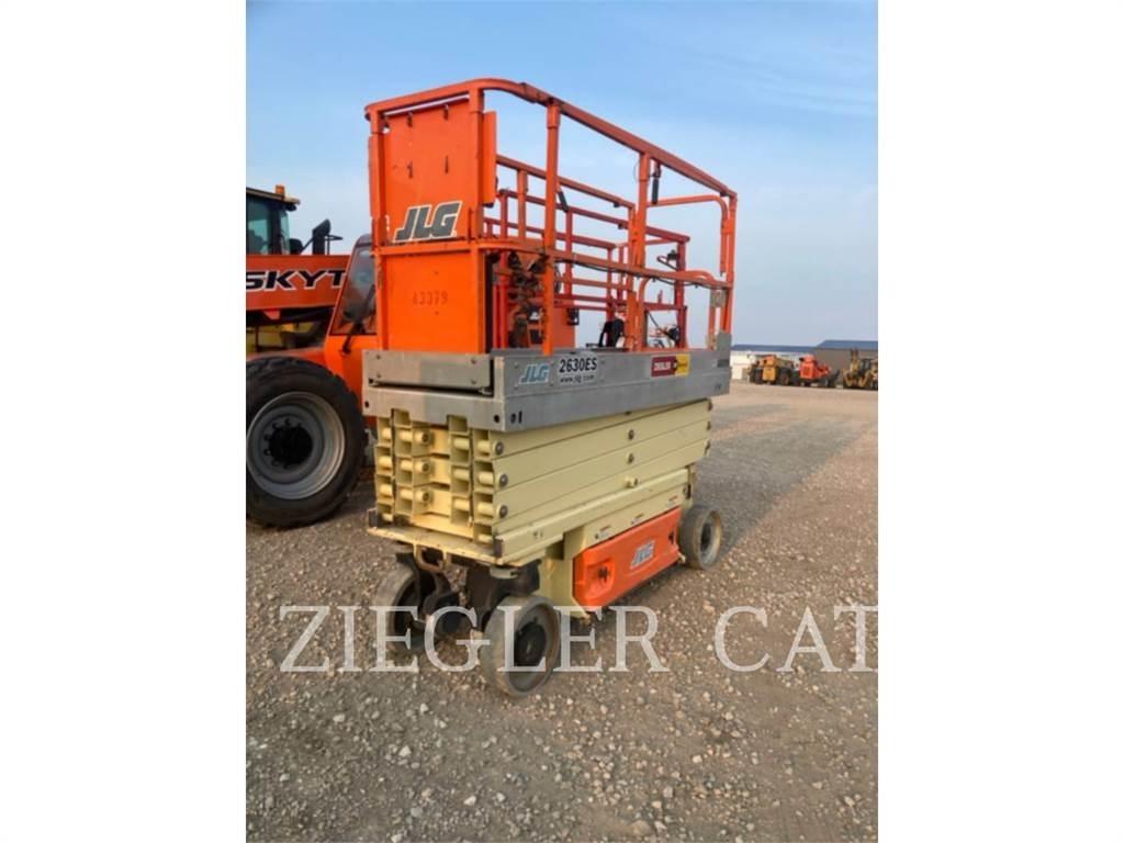 JLG 2630ES Ollós emelők
