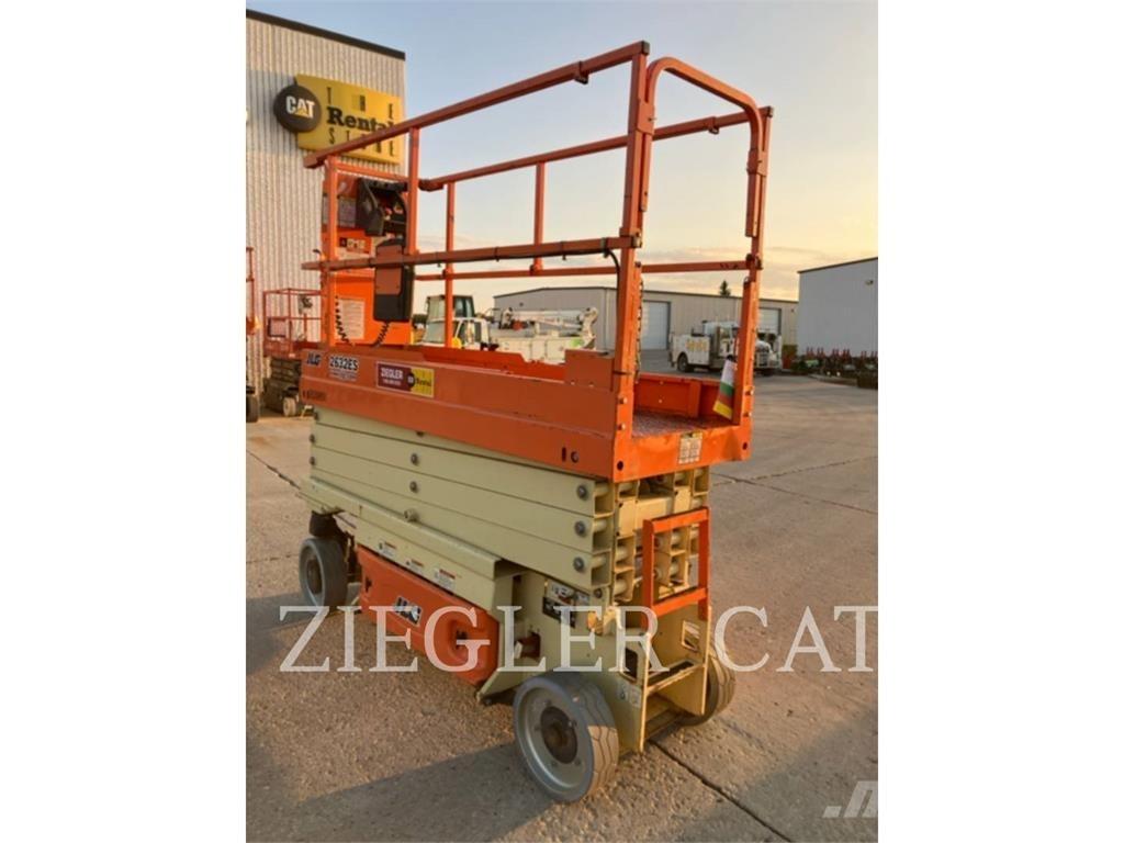 JLG 2632ES Ollós emelők