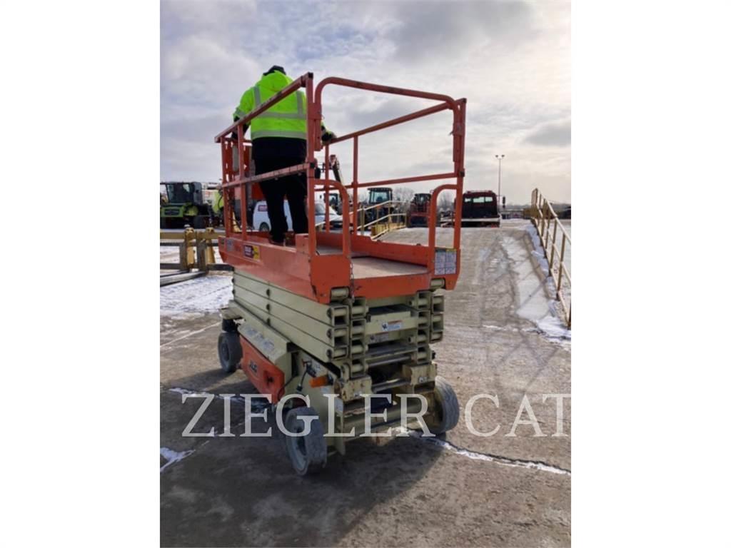 JLG 3246ES Ollós emelők