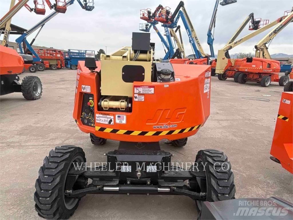 JLG 340AJ Karos emelők