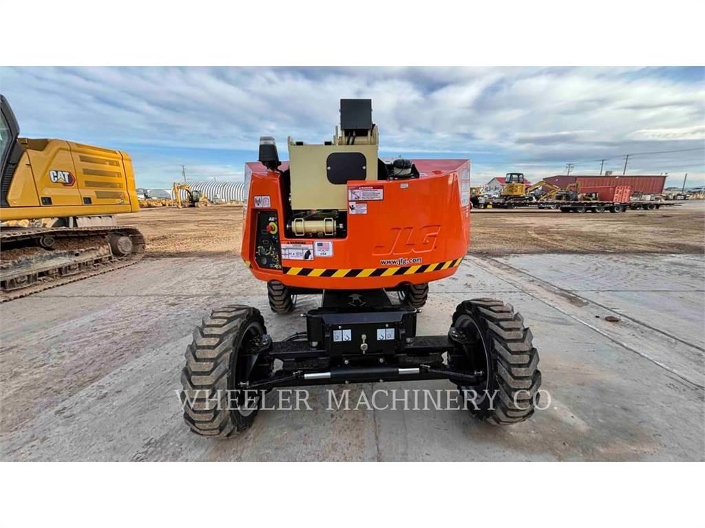 JLG 340AJ Karos emelők
