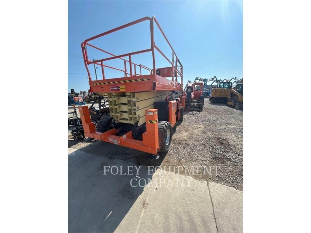 JLG 430LRT Ollós emelők