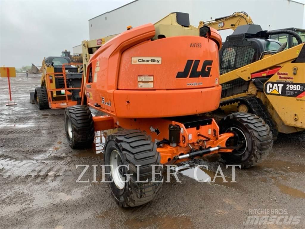 JLG 450AJ Karos emelők