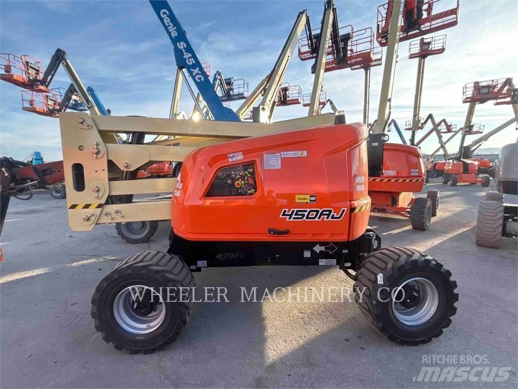 JLG 450AJ Karos emelők