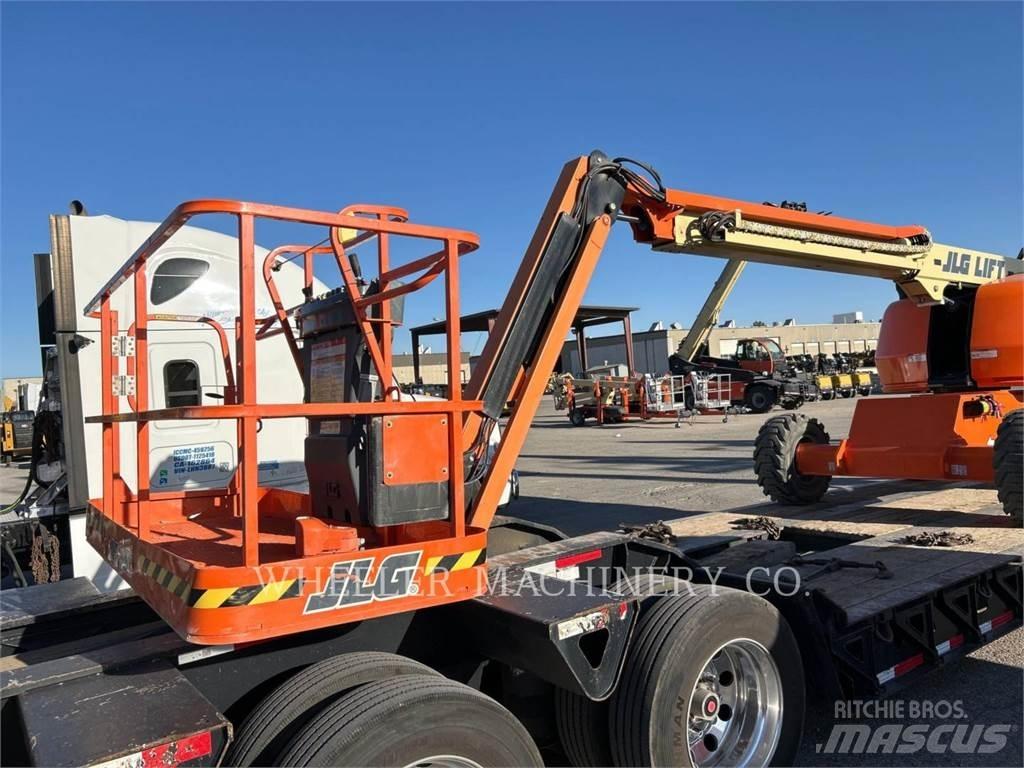 JLG 460SJ Karos emelők