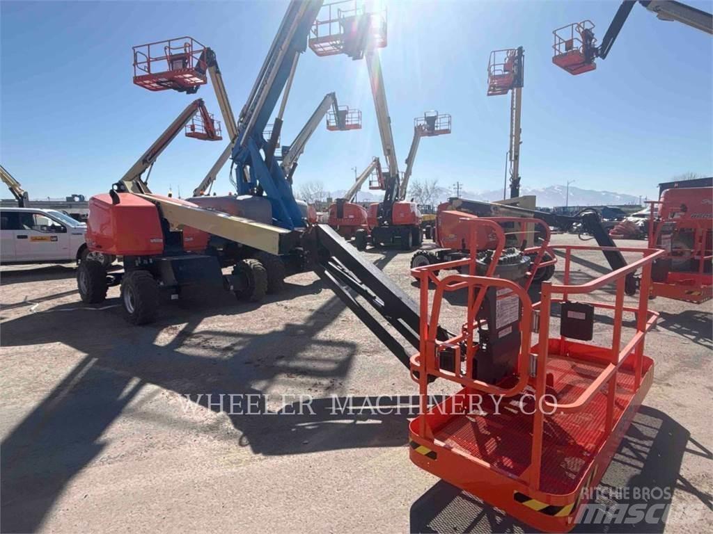 JLG 460SJ Karos emelők