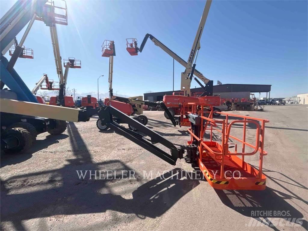 JLG 460SJ Karos emelők