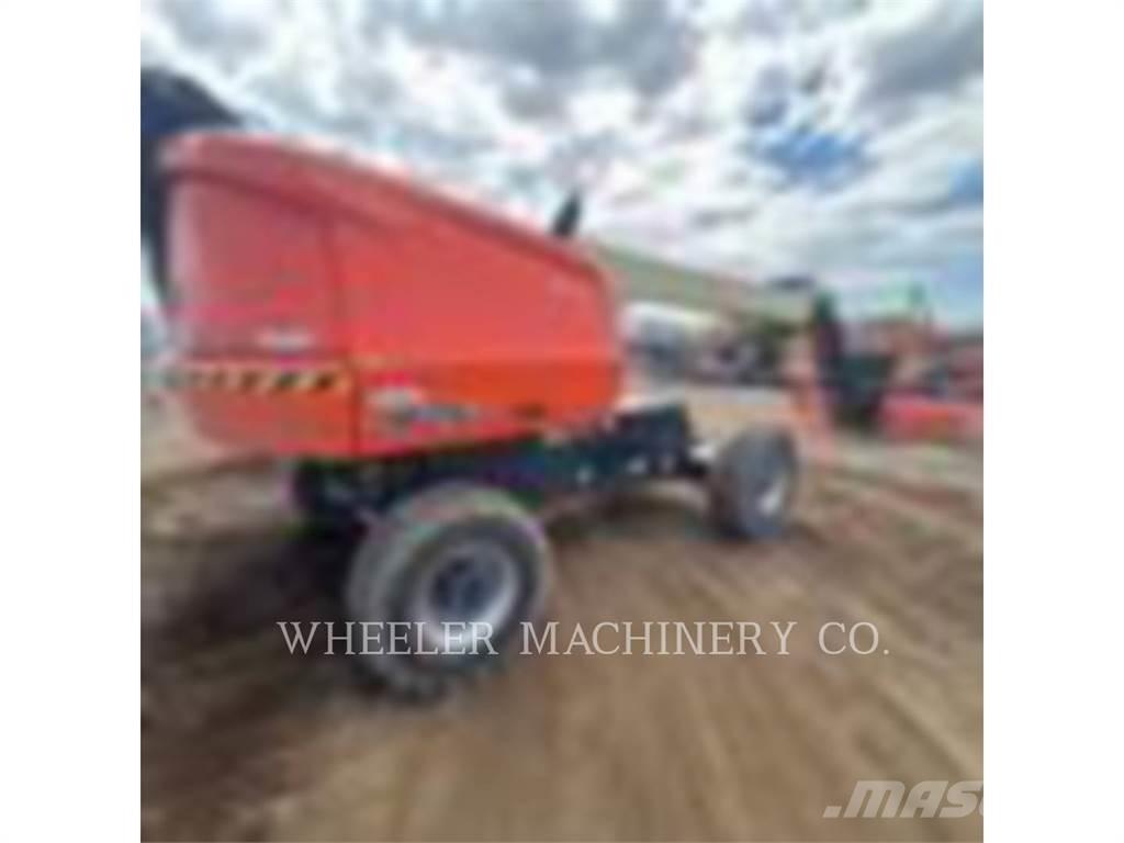 JLG 460SJ Karos emelők