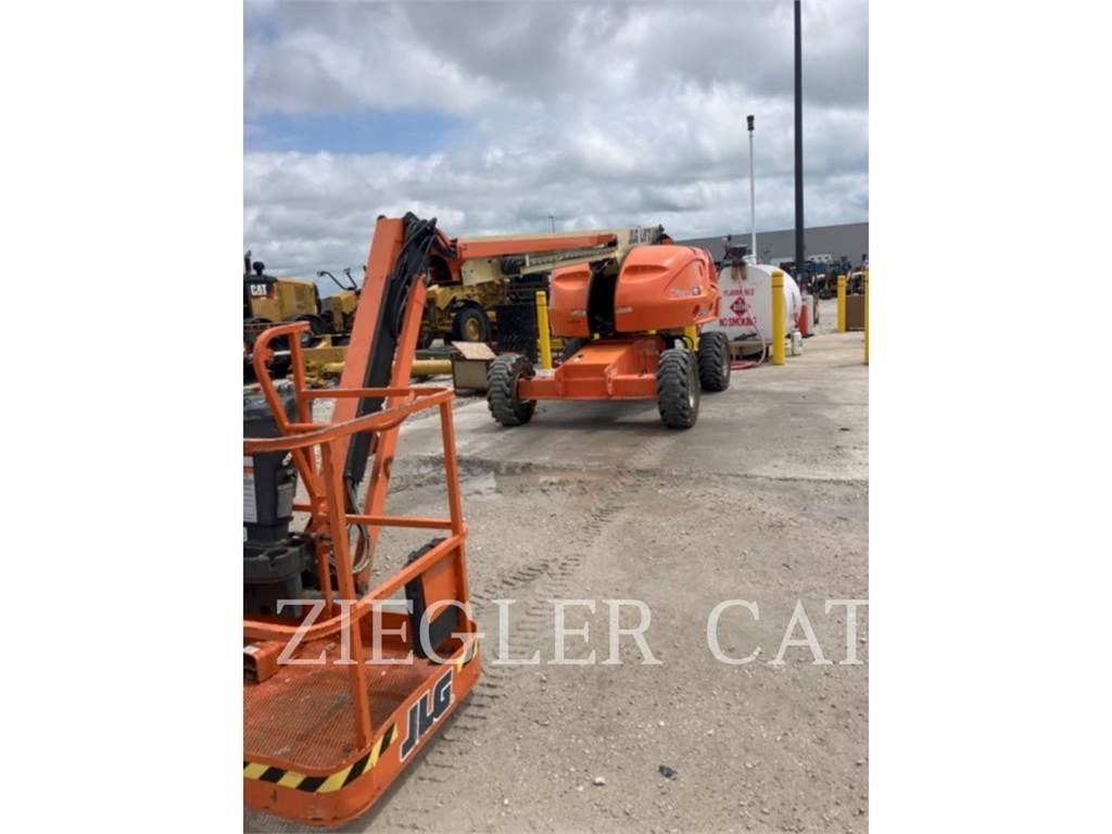 JLG 460SJ Karos emelők