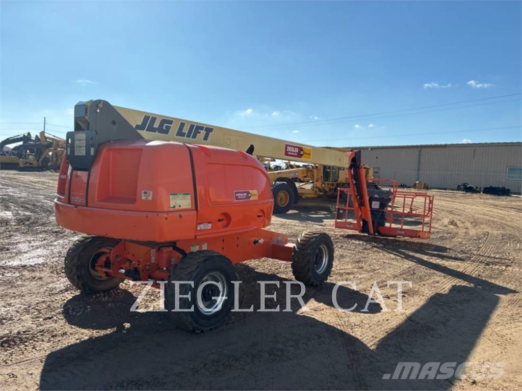 JLG 460SJ Karos emelők