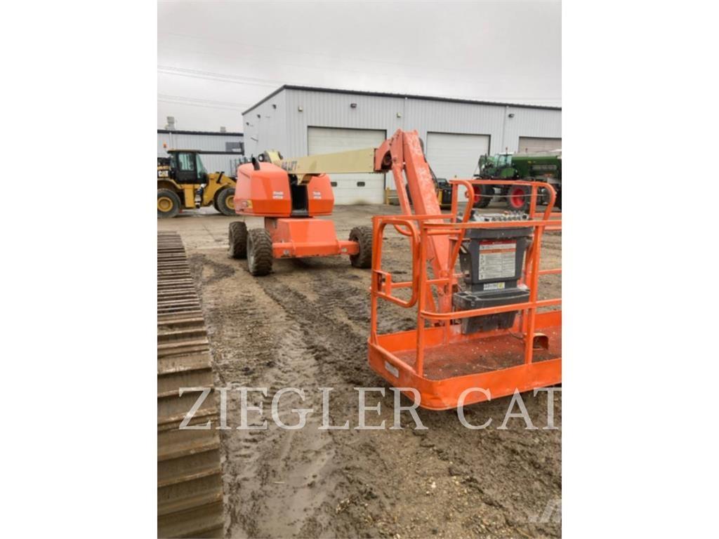 JLG 460SJ Karos emelők