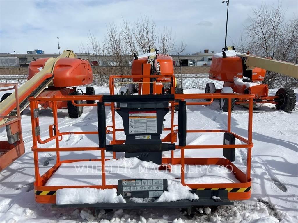 JLG 460SJ SP Karos emelők