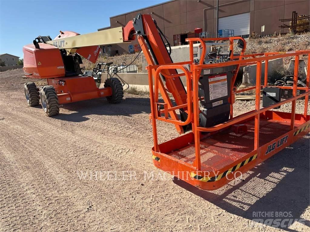 JLG 460SJ SP Karos emelők