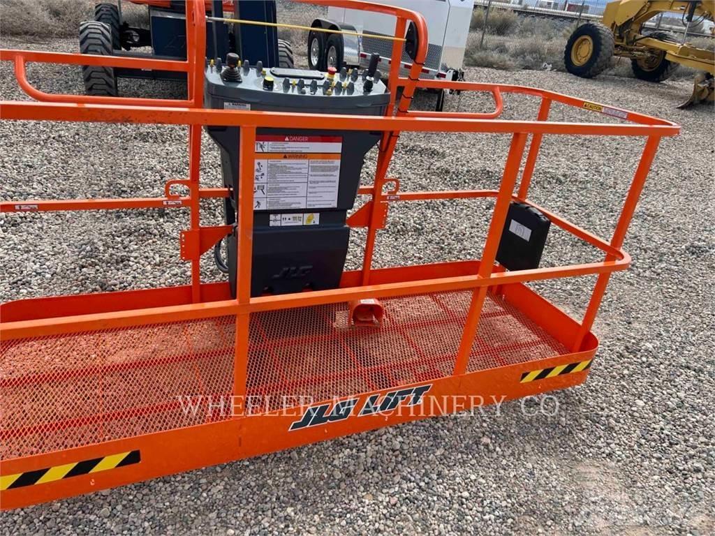 JLG 460SJ SP Karos emelők