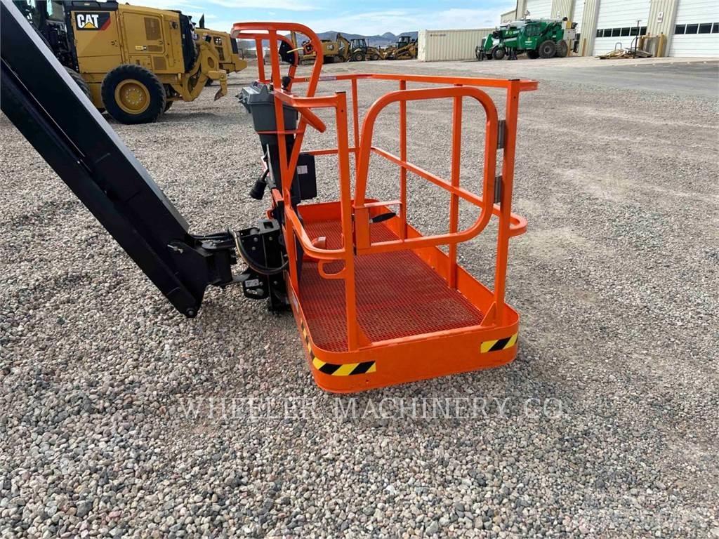 JLG 460SJ SP Karos emelők